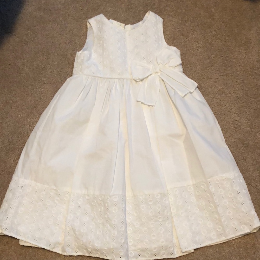 super cute 5T dress, perfect condition